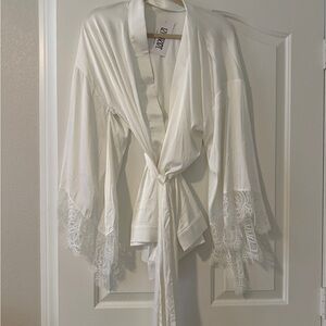 Bridal short White Lace Trim Robe